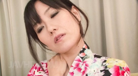 Manami Komukai nacktheit kostenlose foto