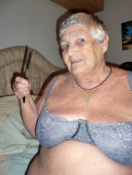 Grandma Libby xxx erotische bilder