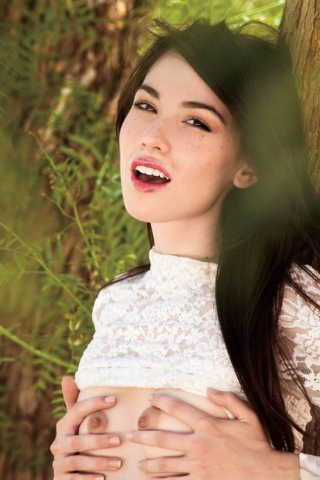 Emily Grey hd pornografische foto