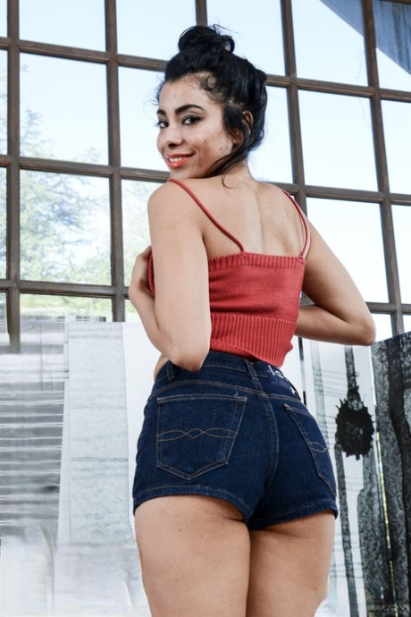 Maya Morena nackten pornostar foto